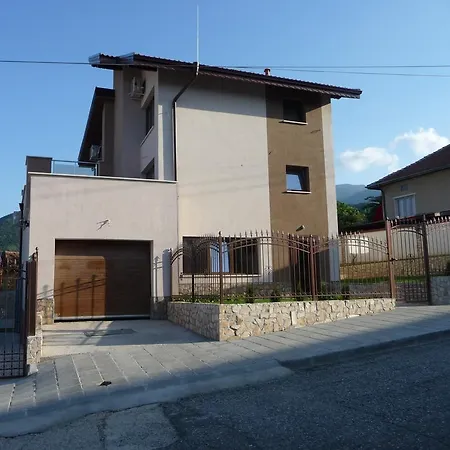 Camellia Gæstehus Berkovitsa