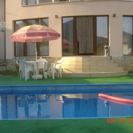 Camellia Gæstehus Berkovitsa