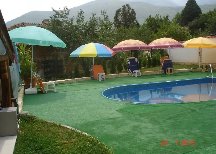 Къща за гости камелия Берковица