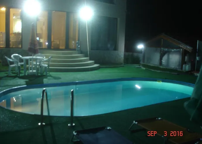 камелия Къща за гости Берковица