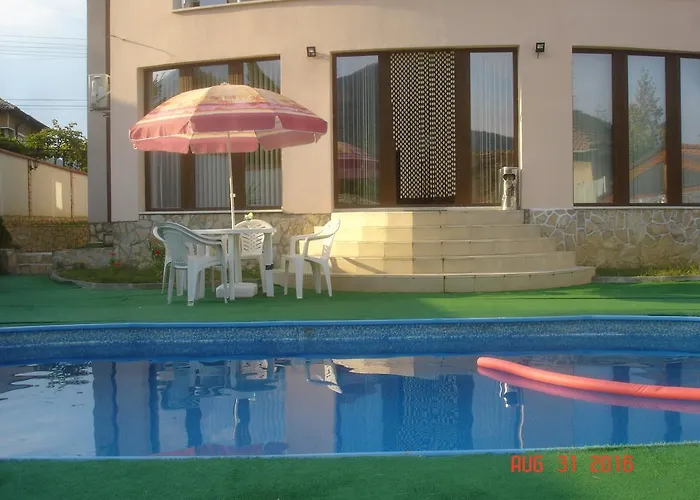 камелия Къща за гости Берковица