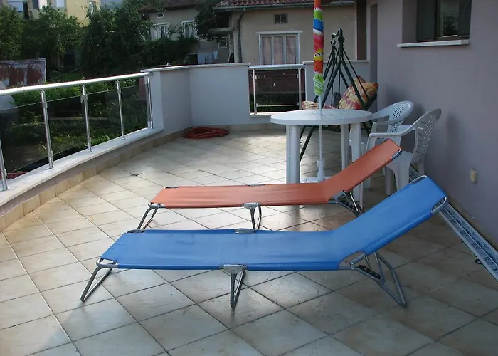 Къща за гости камелия Берковица