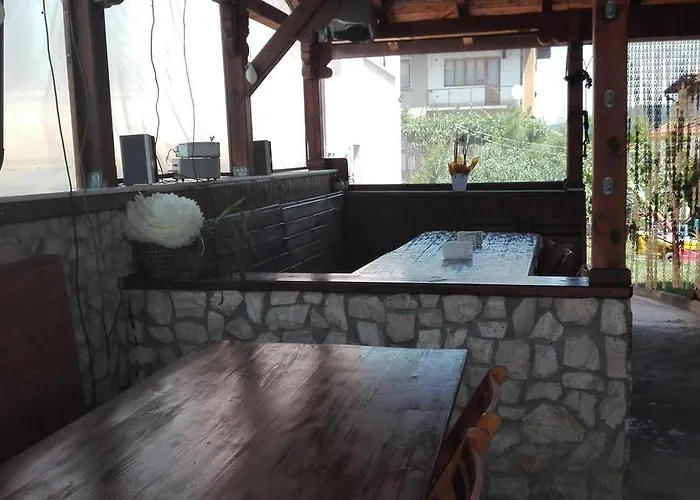 Къща за гости камелия 2*